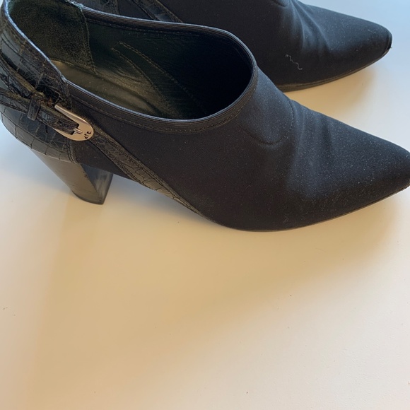 8.5 • Black Booties - Picture 2 of 5